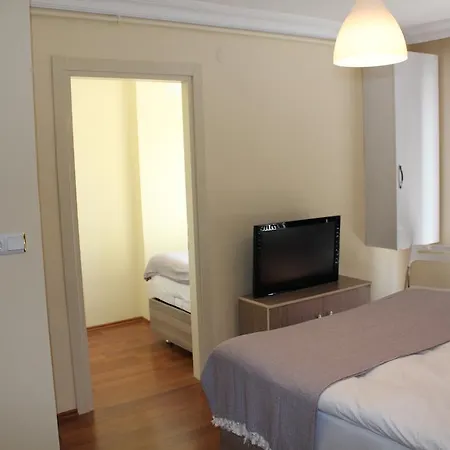 Taksim Elite מלון 3*